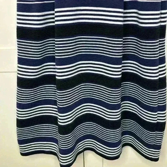 Madewell Gallerist Ponte V-Neck Dress Size XS - Picture 4 of 14